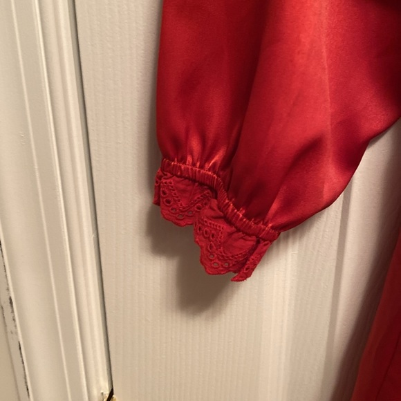 Brand New BloomChic Red Button Down Blouse…size 18-20 - Picture 3 of 6